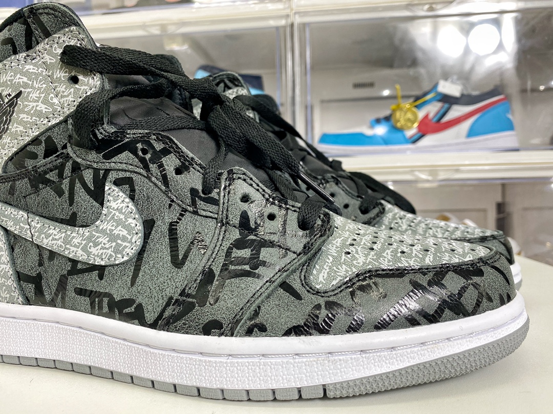 Jordan 1 Retro High OG Rebellionaire - vstockx