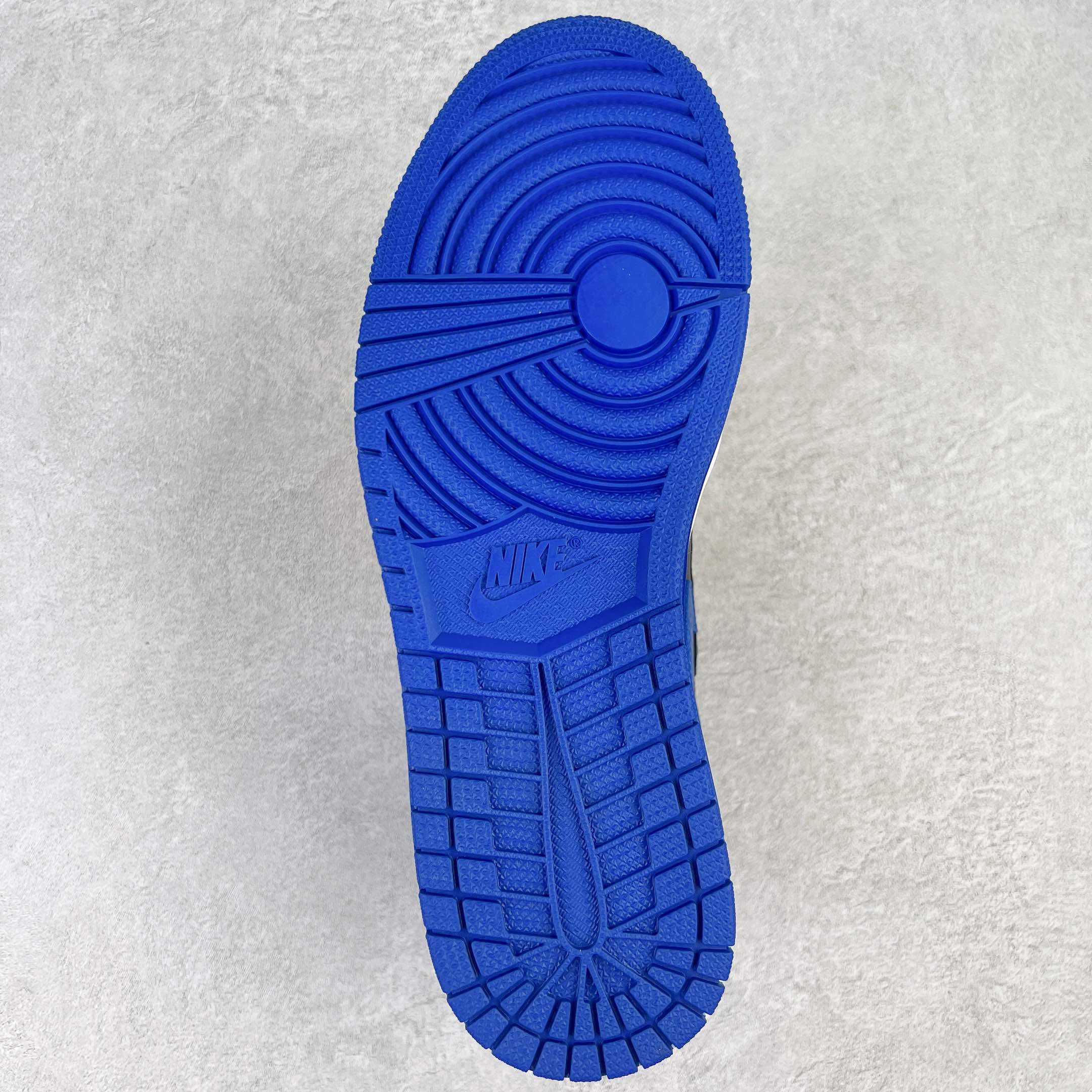 Jordan 1 Retro Royal (2017) - vstockx