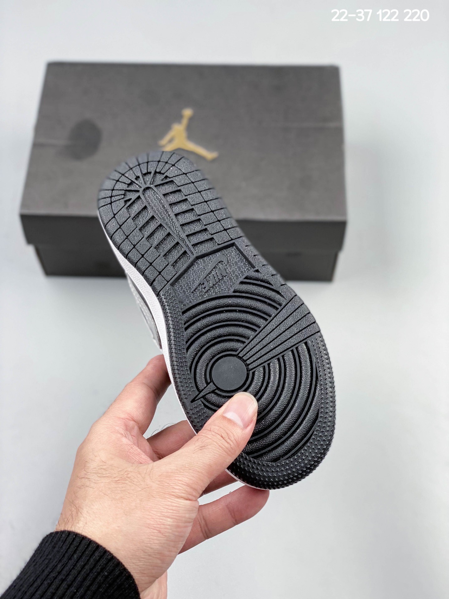 Kids jordan 1 high shoes 2 - vstockx