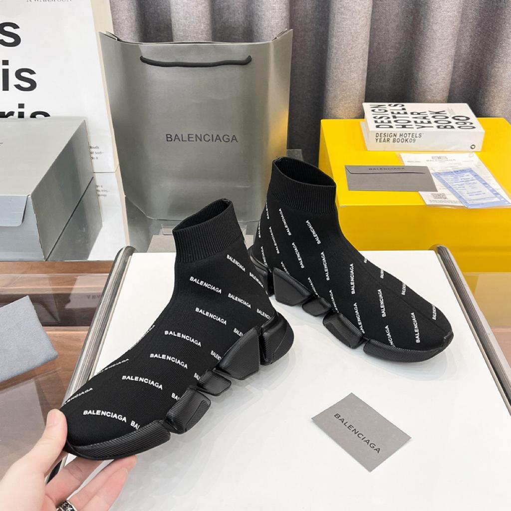 Balenciaga Speed Trainer 2.0 All Over Logo Black White - vstockx