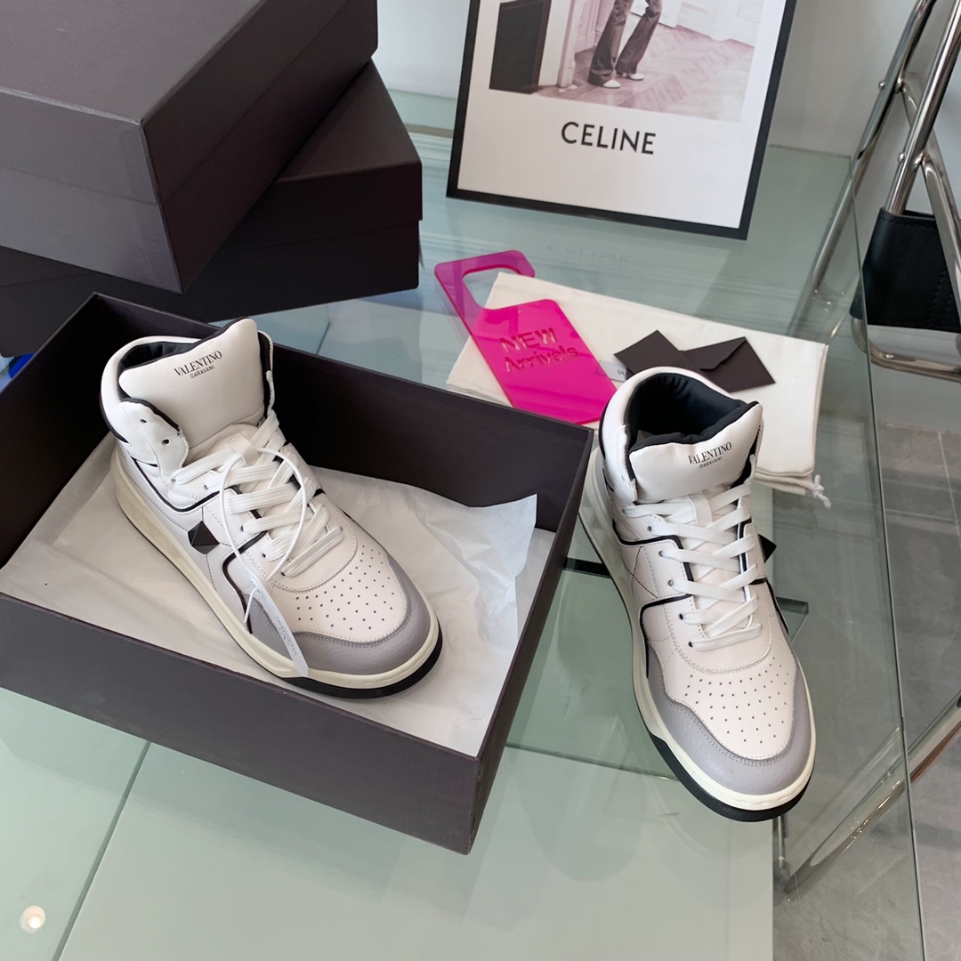 VALENTINO GARAVANI ONE STUD SNEAKER 6 - vstockx