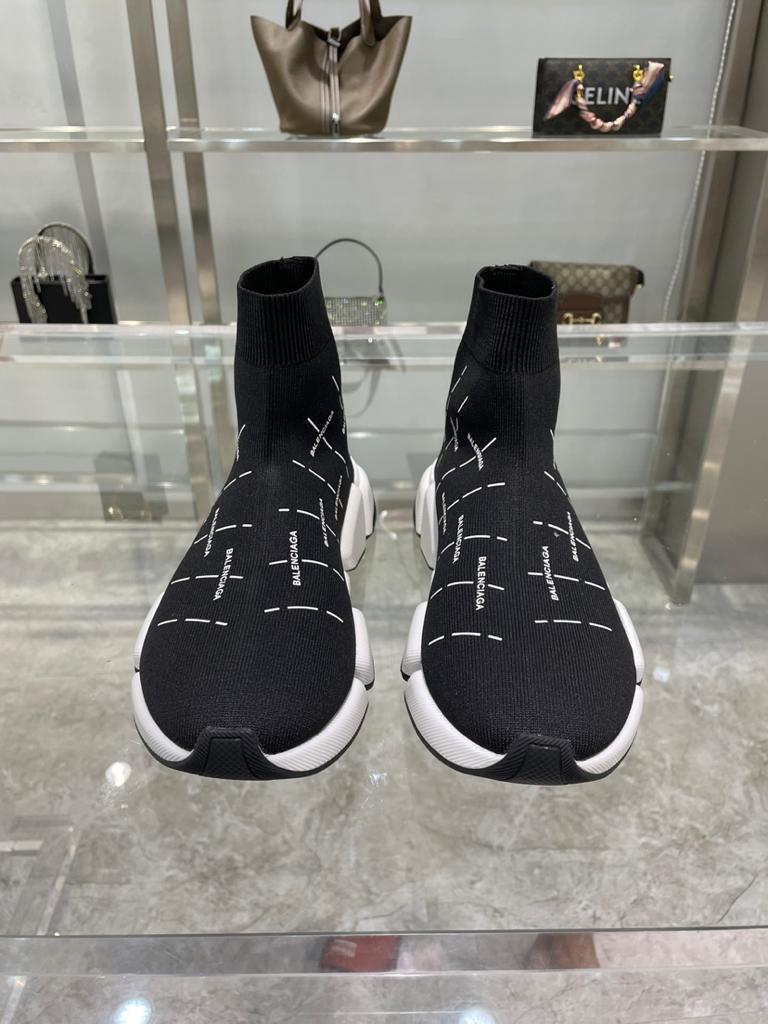 Balenciaga Speed 2.0 Black White Logo - vstockx