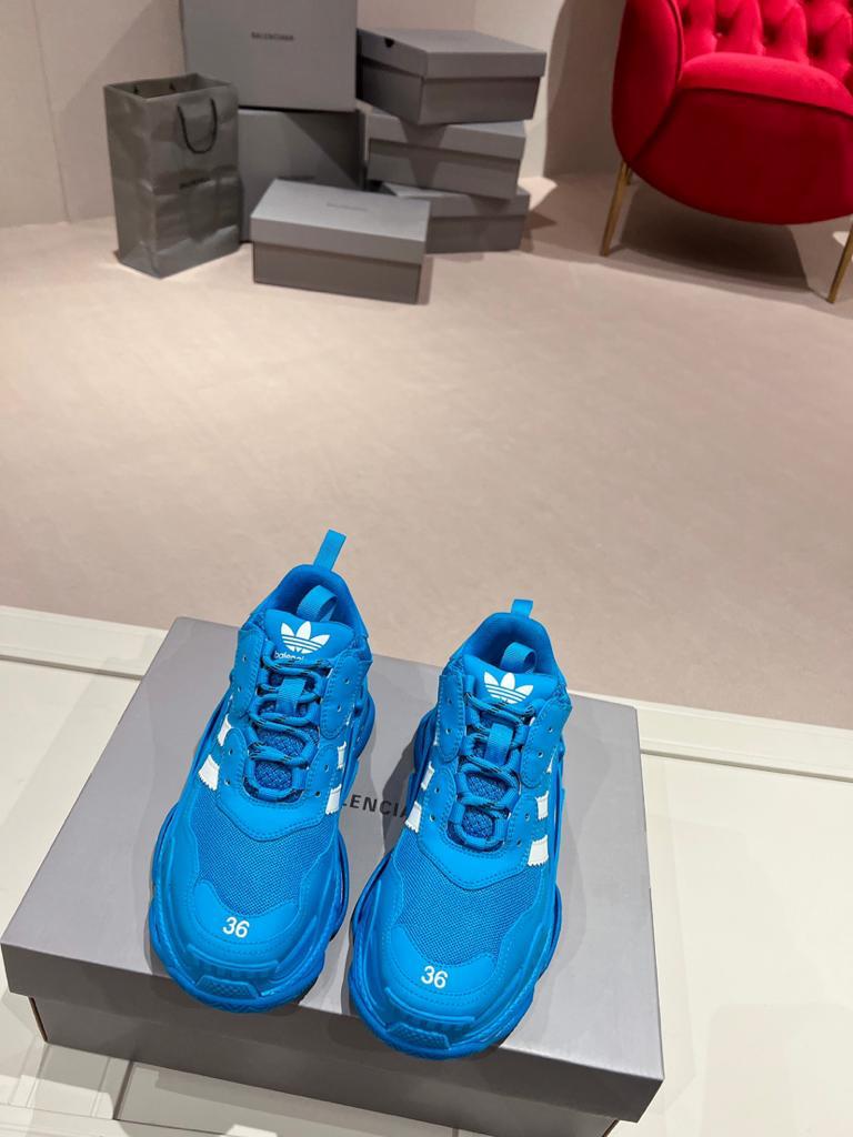 Balenciaga x adidas Triple S Blue White - vstockx