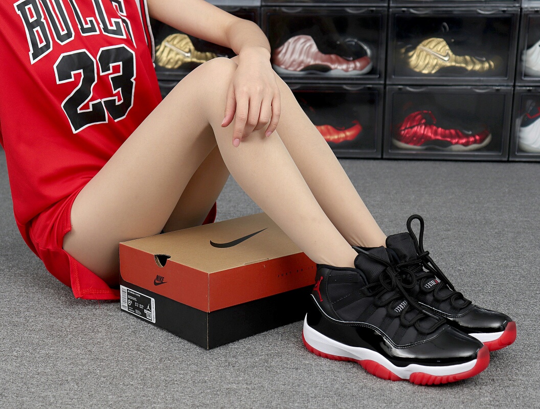 Jordan 11 Retro Playoffs Bred (2019) - vstockx