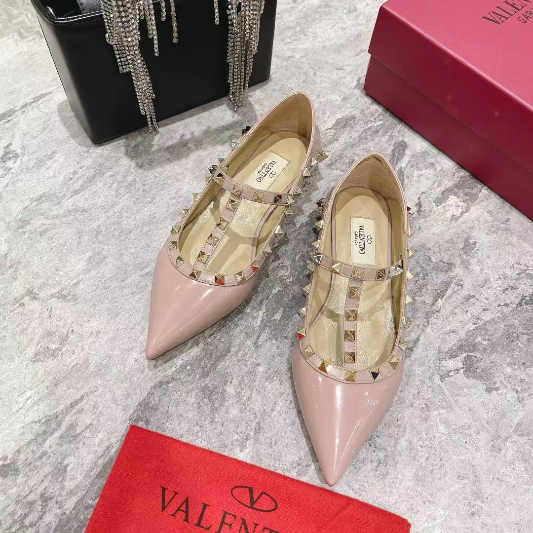VALENTINO GARAVANI Roman Stud WOMEN 15 - vstockx