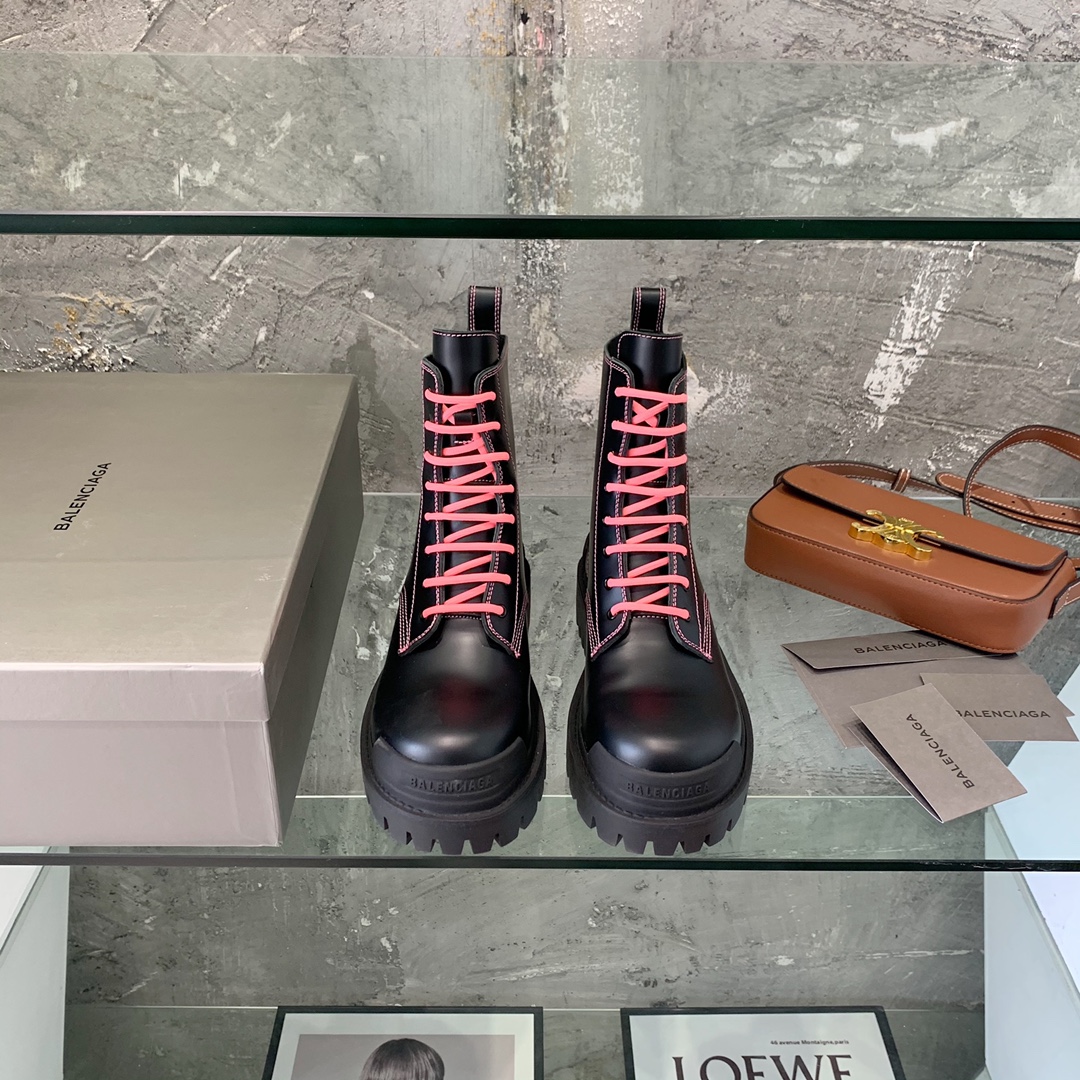 Balenciaga boot women 2 - vstockx