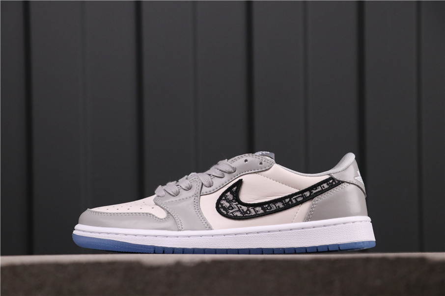 Jordan 1 Retro Low Dior - vstockx