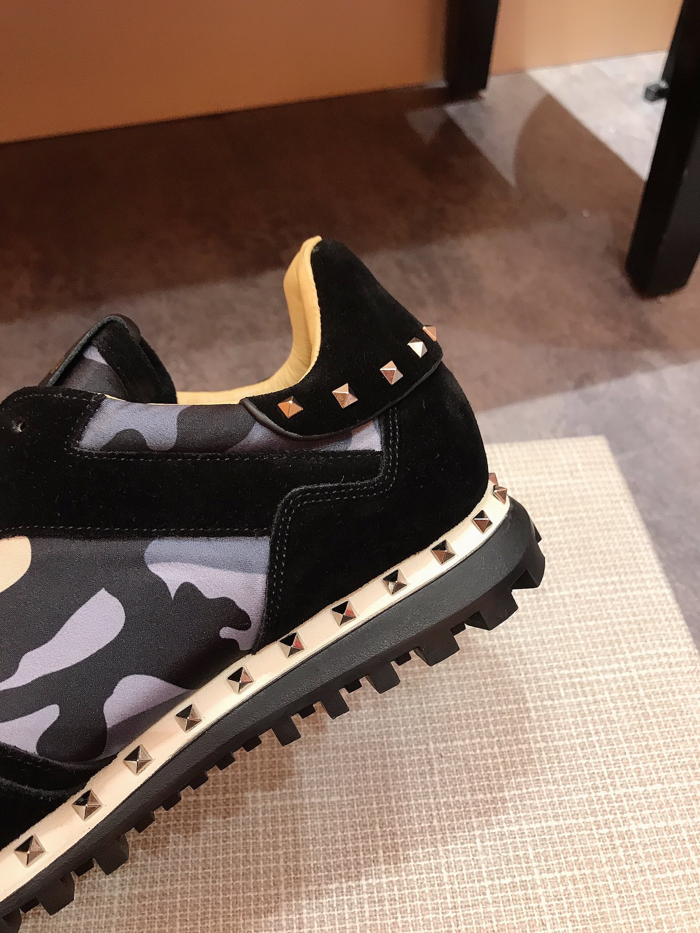 Valentino Garavani Rockrunner camouflage-print sneakers 25 - vstockx