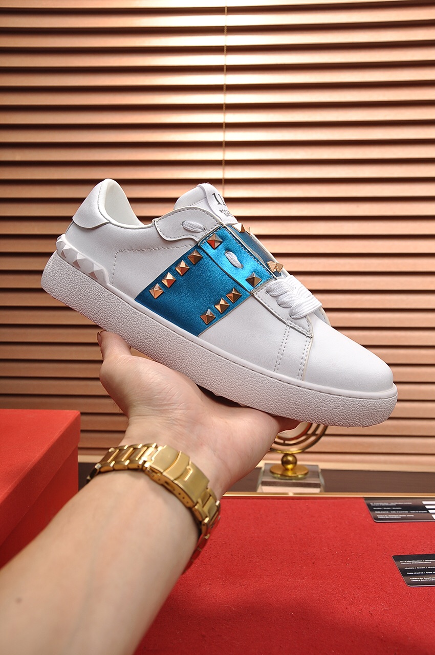 Valentino Garavani Rockstud Untitled calfskin sneaker 16 - vstockx