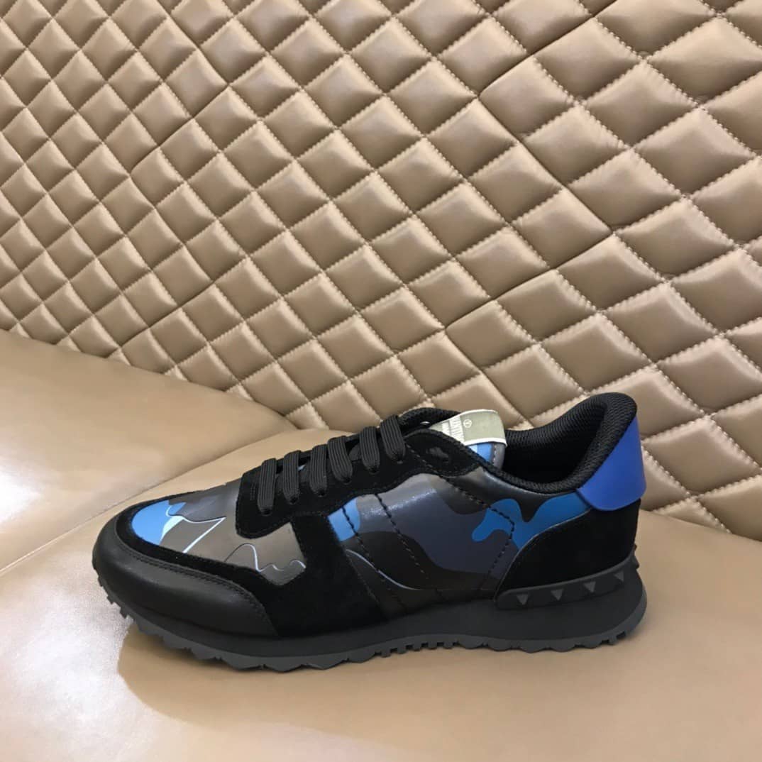Valentino Garavani Camouflage Rockrunner Sneaker in fabric and nappa leather BLUE - vstockx