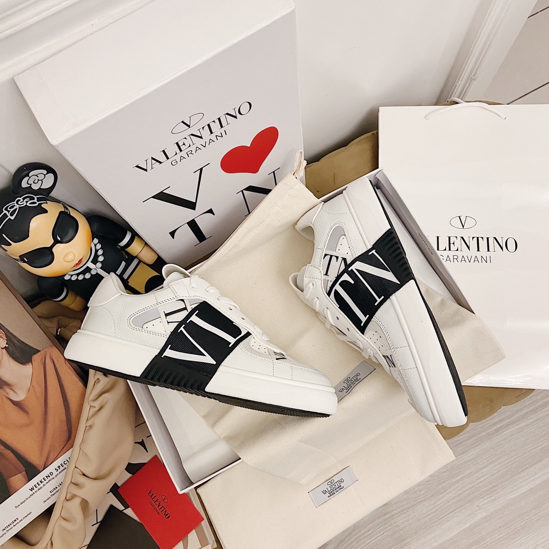 VALENTINO GARAVANI VL7N WOMEN Sneaker 4 - vstockx