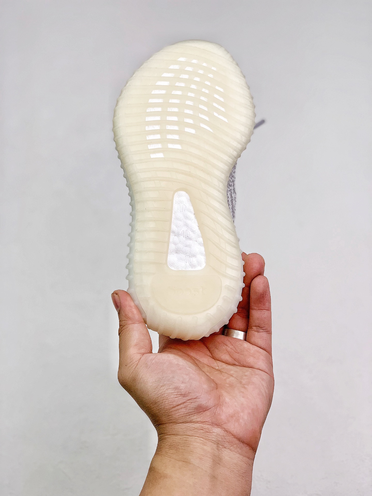 Kids yeezy 350 shoes 1 - vstockx