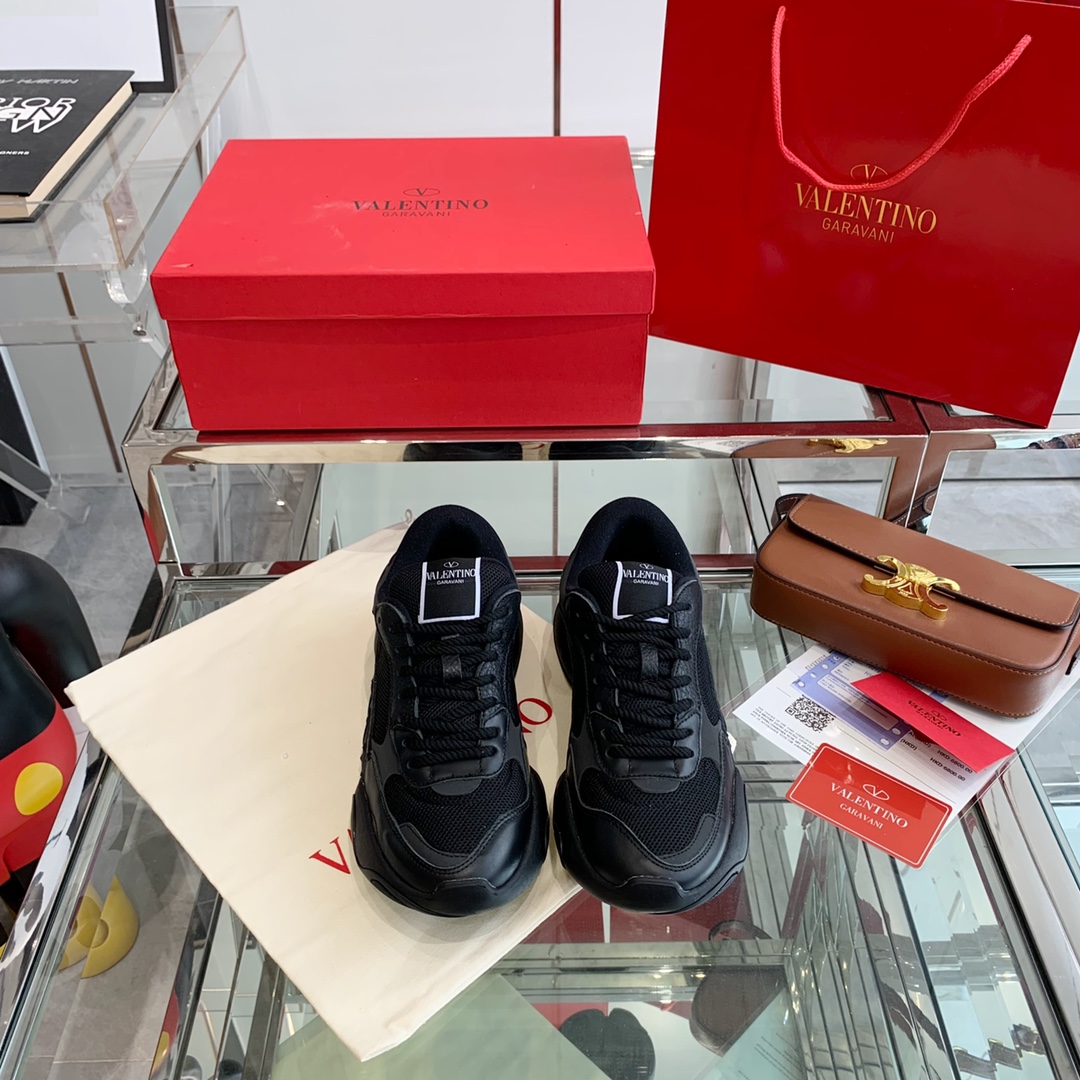 VALENTINO GARAVANI Bubbleback Sneaker 3 - vstockx