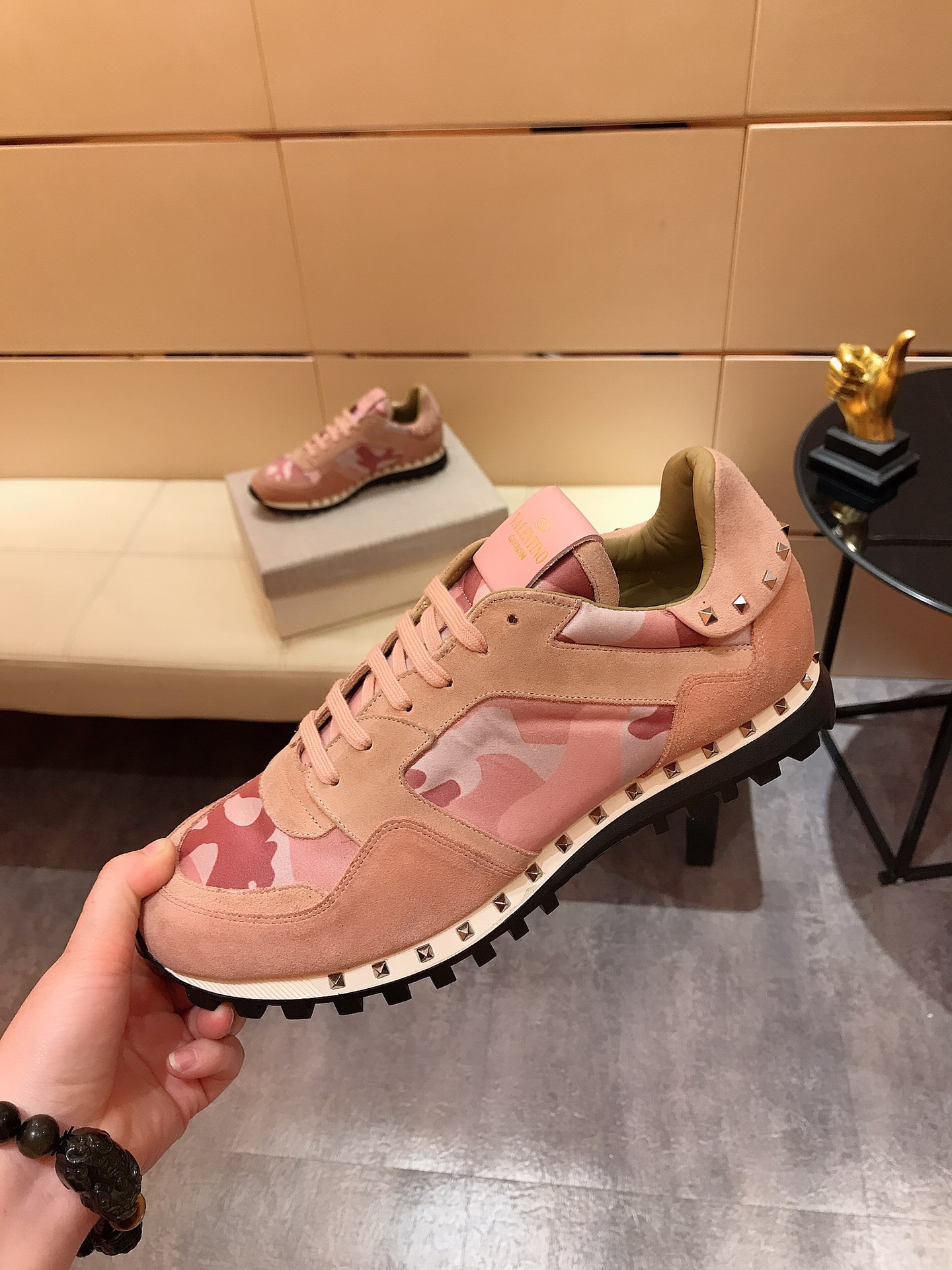 Valentino Garavani Rockrunner camouflage-print sneakers 23 - vstockx