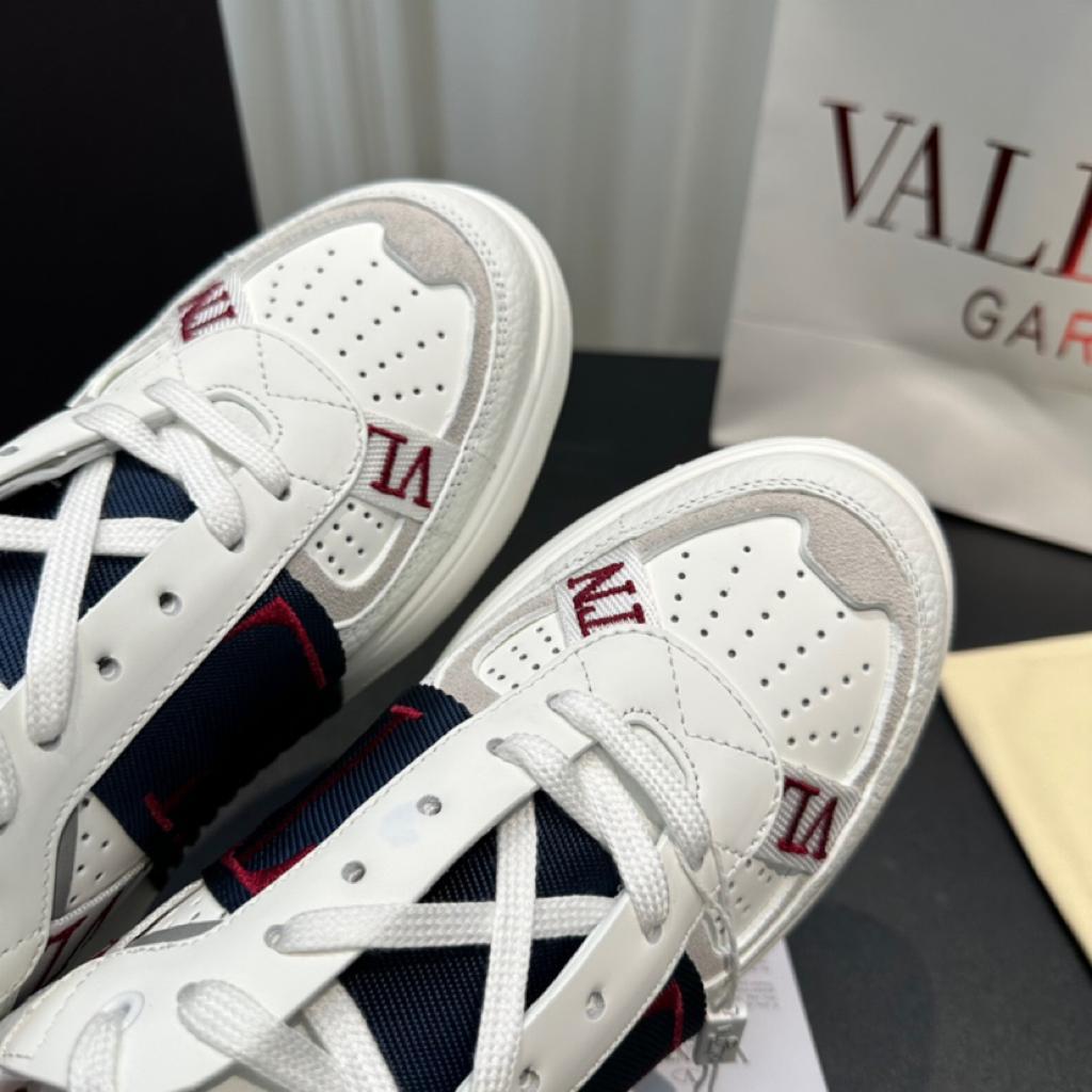 Valentino Garavani VL7N Low-Top Calfskin WHITE MARINE CERISE - vstockx