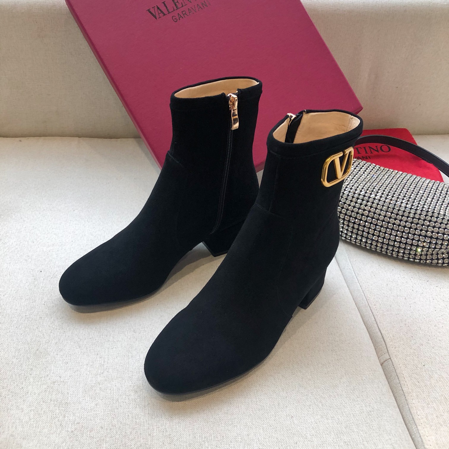 VALENTINO GARAVANI Roman Stud BOOT WOMEN 27 - vstockx