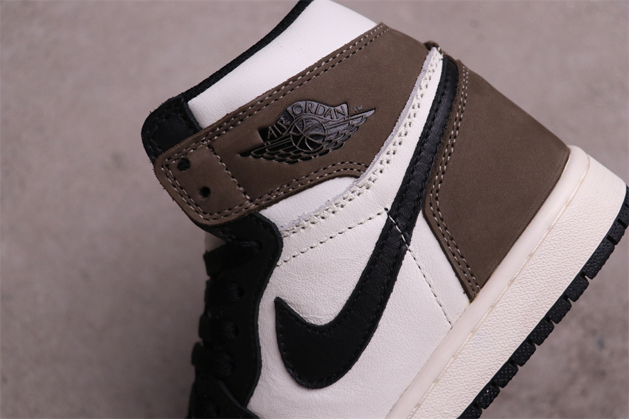Jordan 1 Retro High Dark Mocha - vstockx