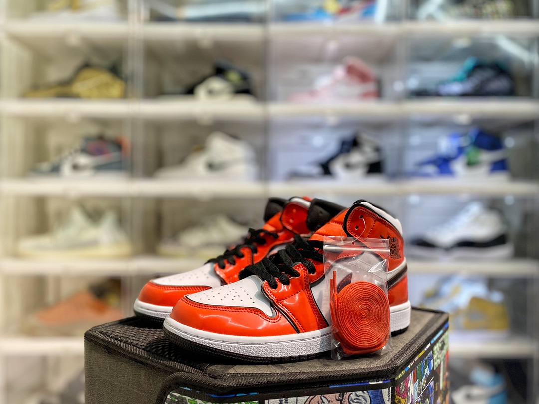 Jordan 1 Mid SE Turf Orange - vstockx