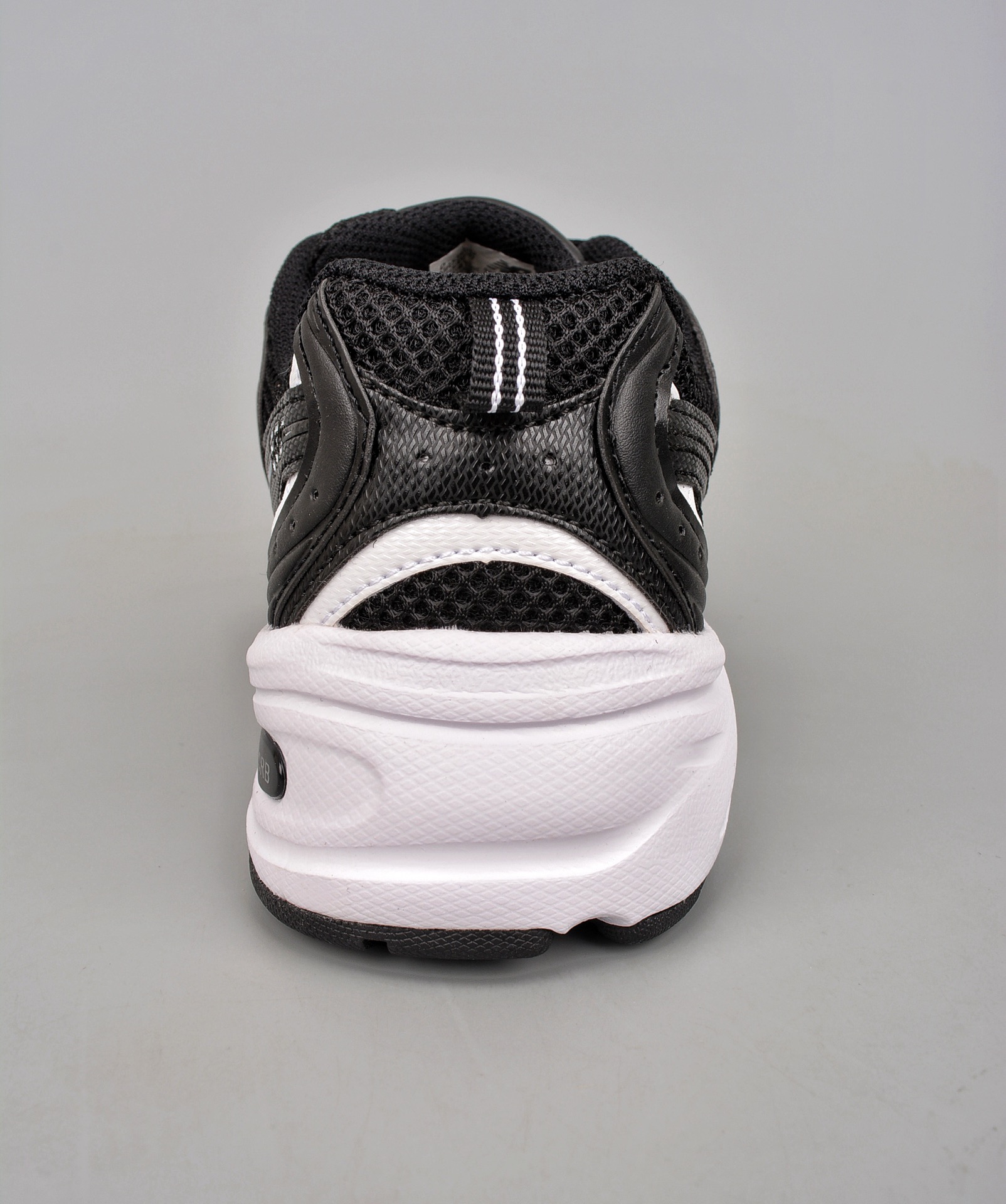 New Balance 530 Sneaker 11 - vstockx