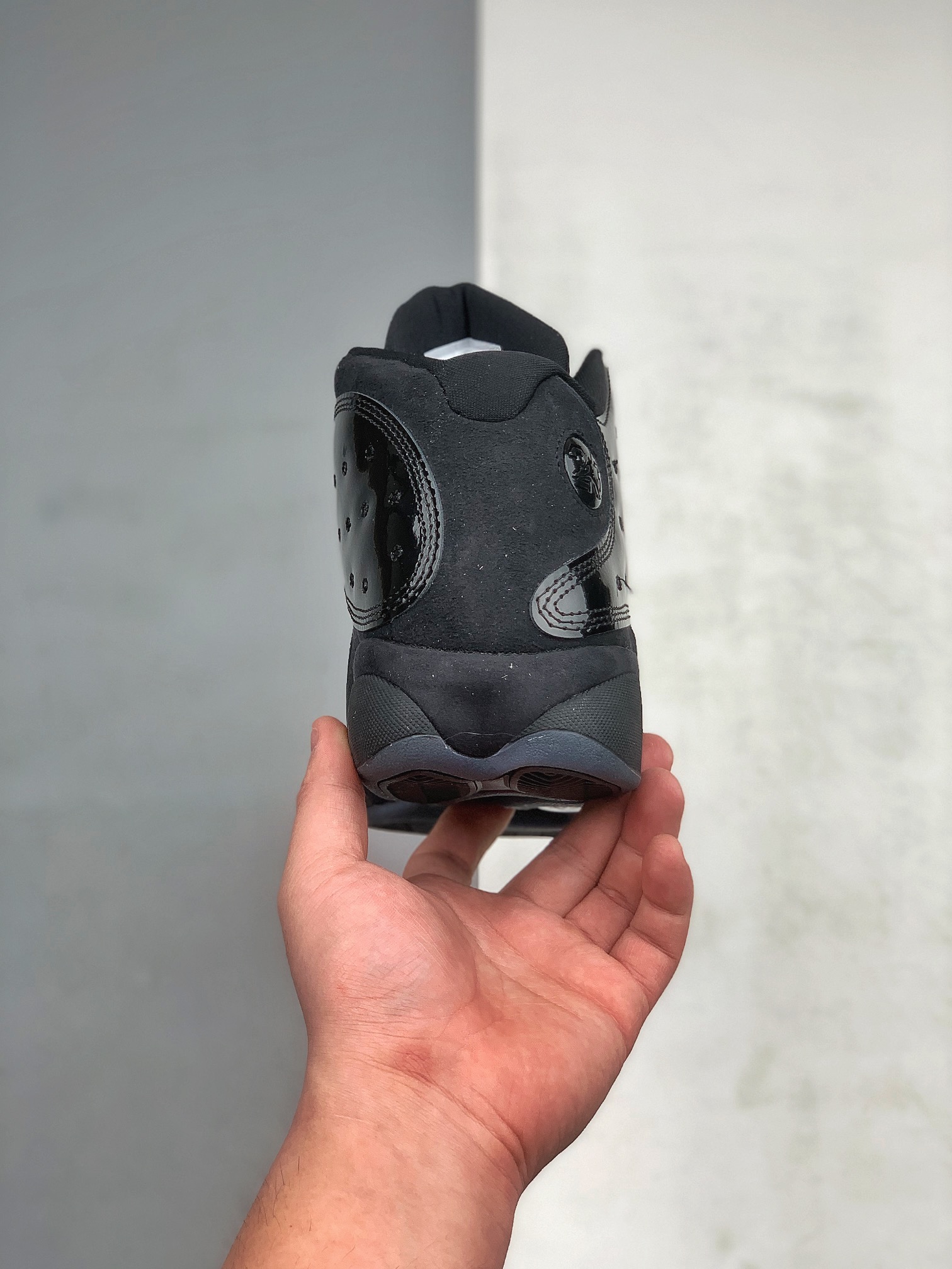Jordan 13 Retro Cap and Gown - vstockx