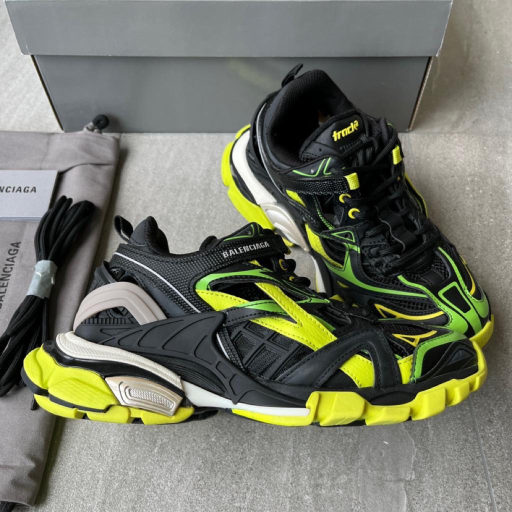 Balenciaga Track 2.0 Black Yellow - vstockx