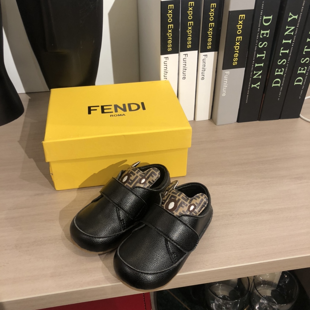Shoes Kids - vstockx