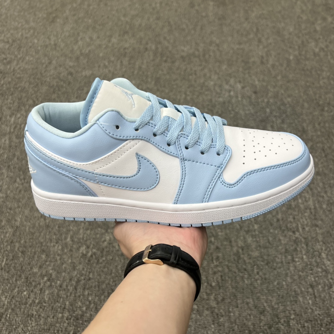 Jordan 1 Low White Ice Blue (Women's) - vstockx