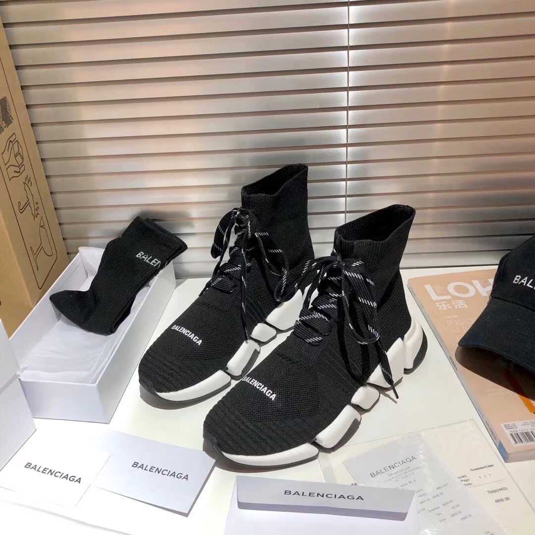 Balenciaga Speed 2.0 Lace Up Black White (W) - vstockx