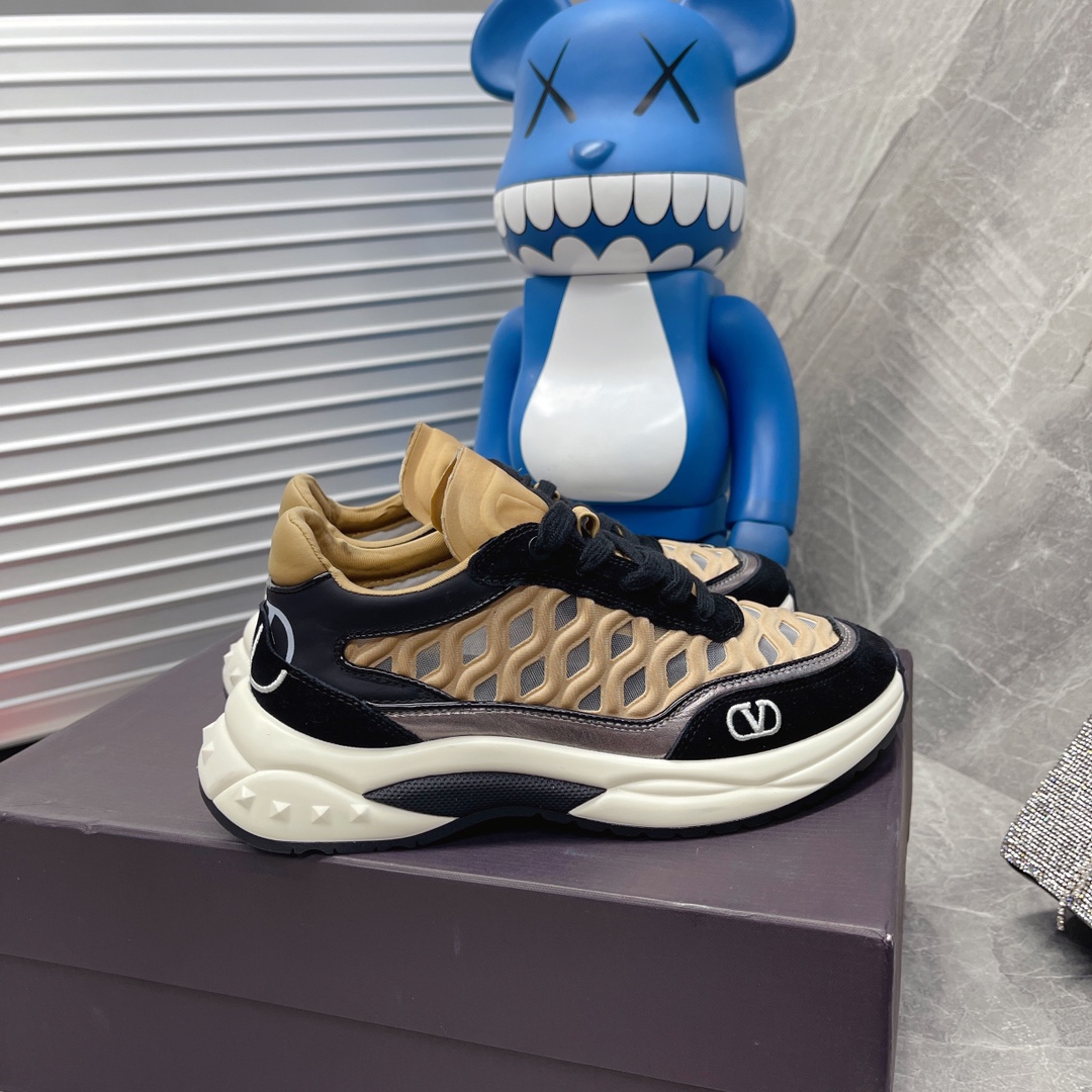 VALENTINO GARAVANI Ready Go Runner Sneaker 2 - vstockx