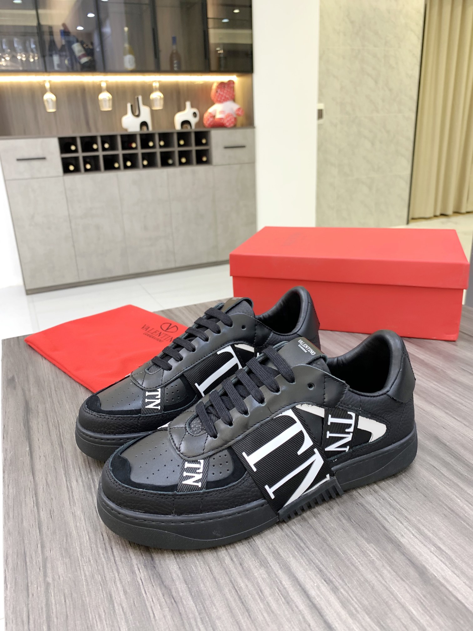 Valentino Garavani VL7N low-top sneakers 10 - vstockx