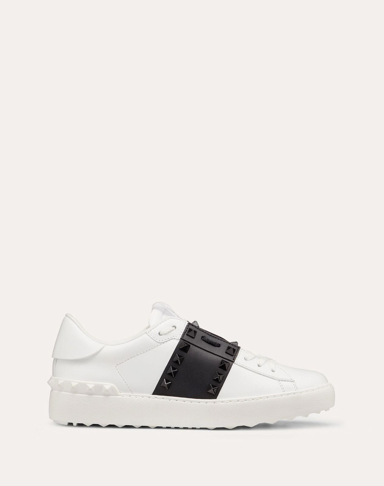 Valentino Rockstud Untitled En Veau Avec Clous Ton Sur Ton Blanc Noir - vstockx