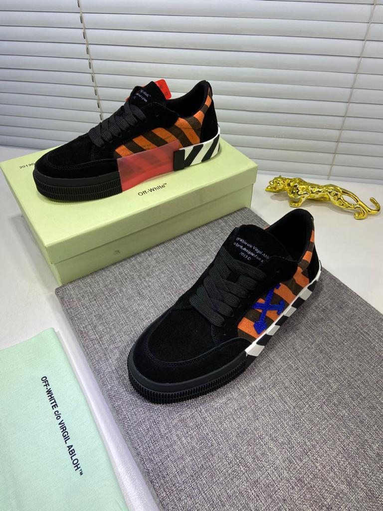 Off-White Low Vulc Black Orange - vstockx