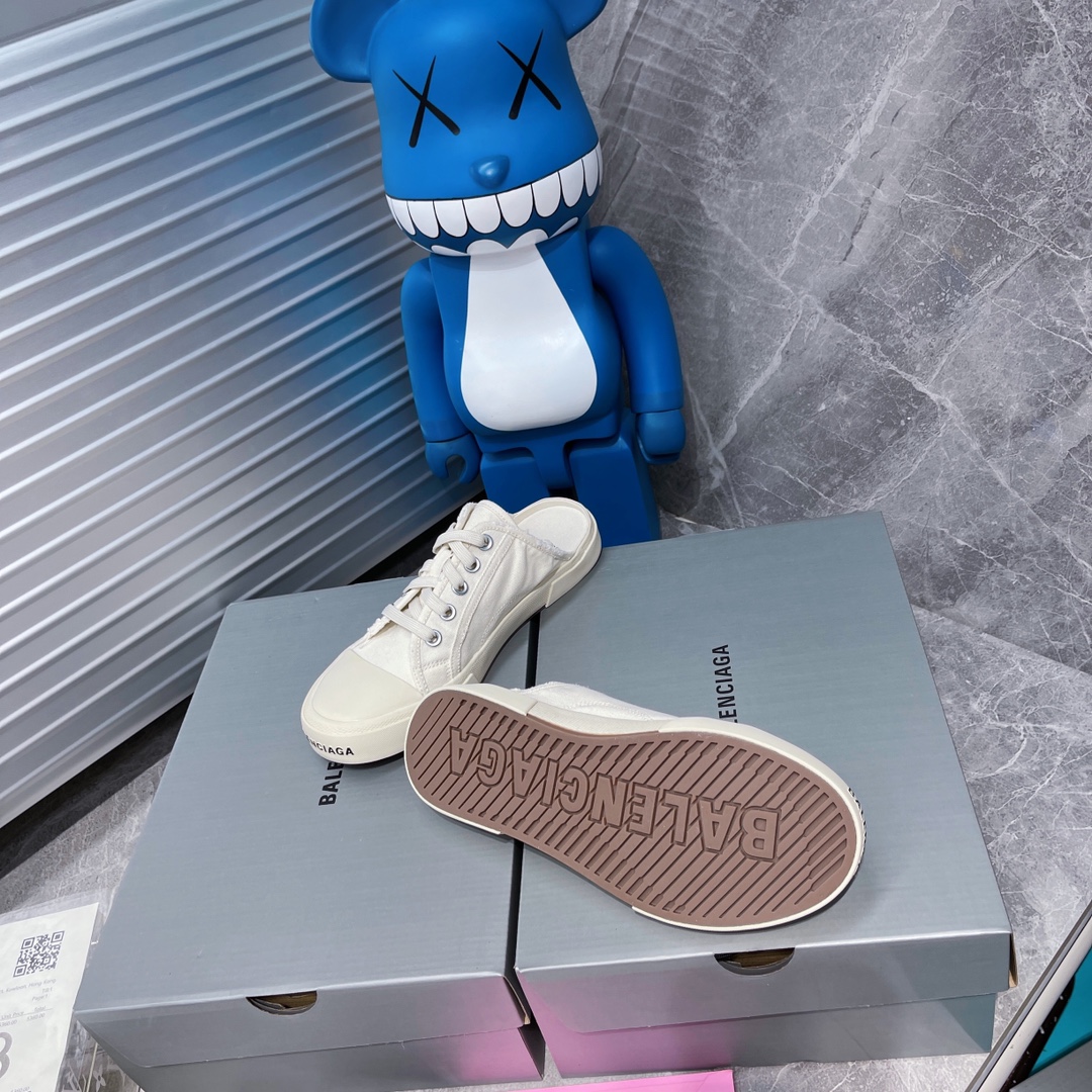 Balenciaga Paris Sneaker 2 - vstockx