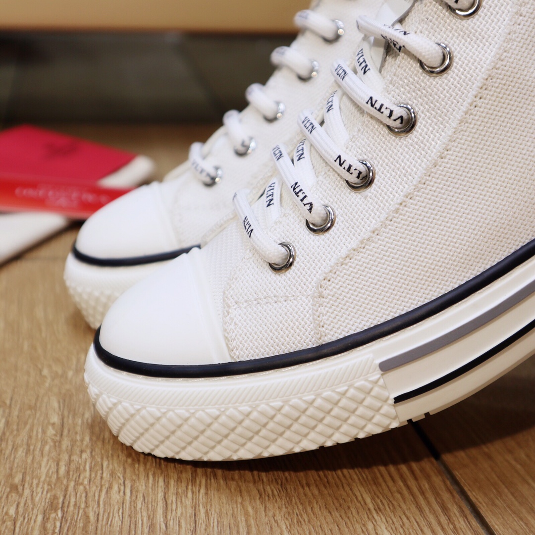 Valentino Garavani Giggies VLTN TIMES high-top sneakers 6 - vstockx