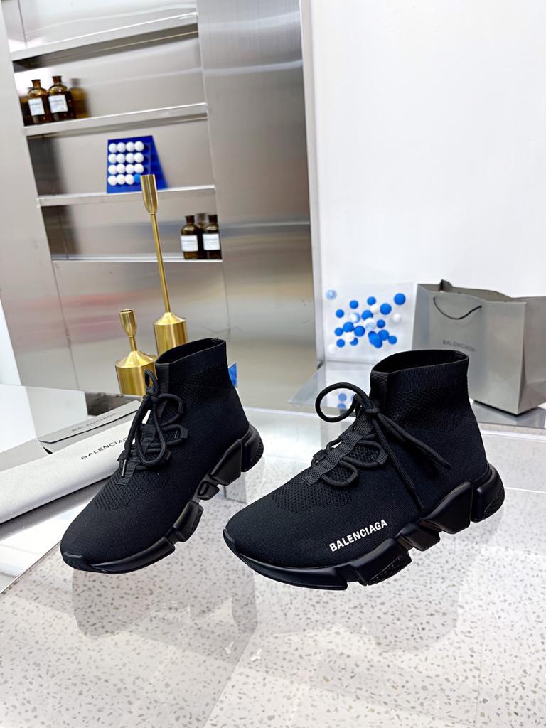 Balenciaga Speed Trainer Lace Up Black - vstockx