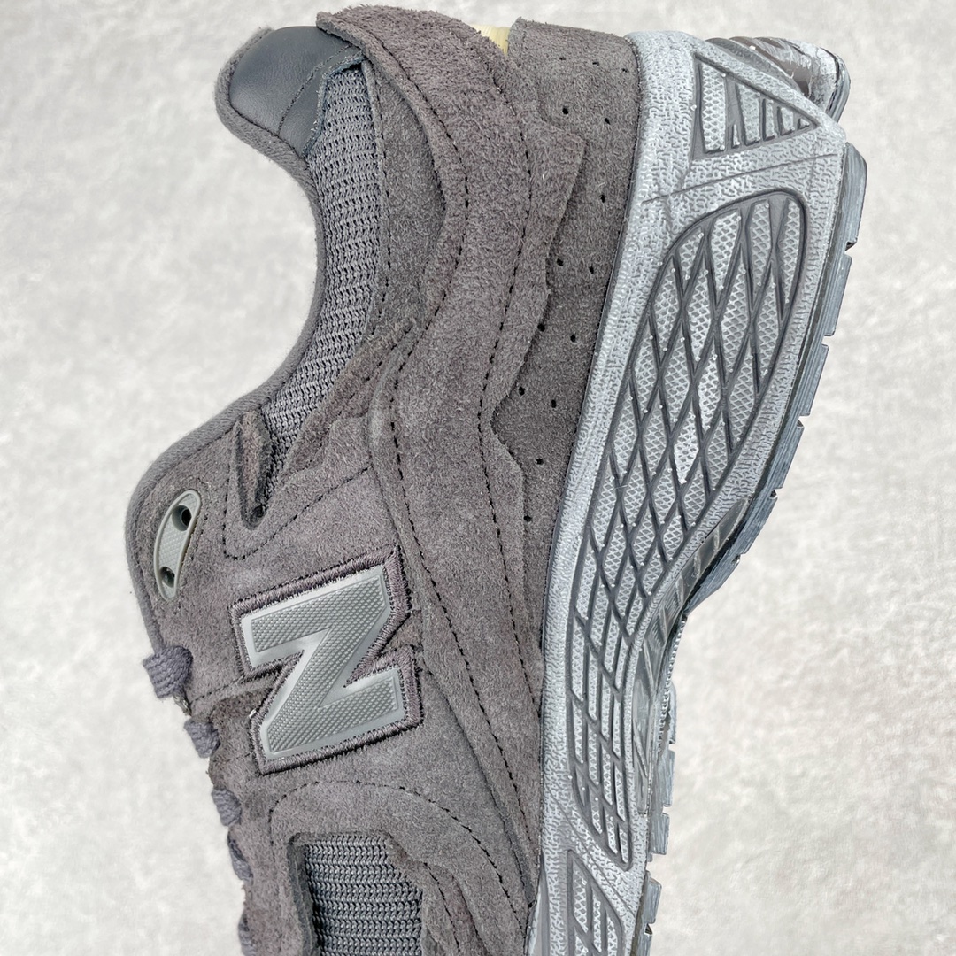 New Balance 2002R Sneaker 11 - vstockx