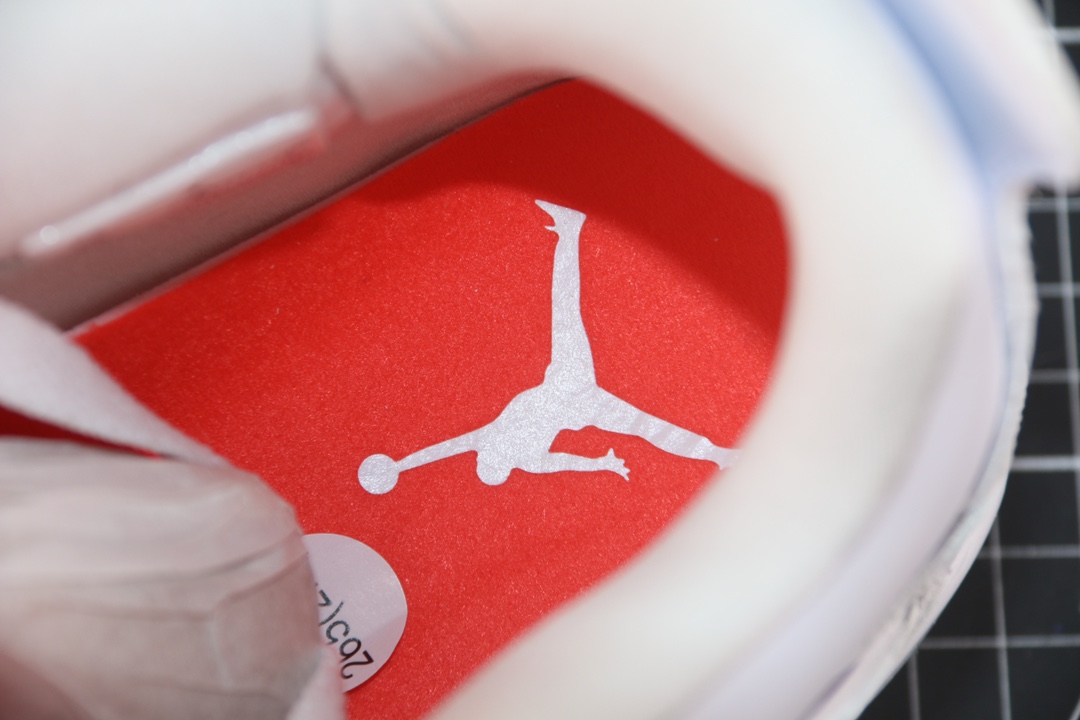 Jordan 4 Retro Metallic Orange - vstockx