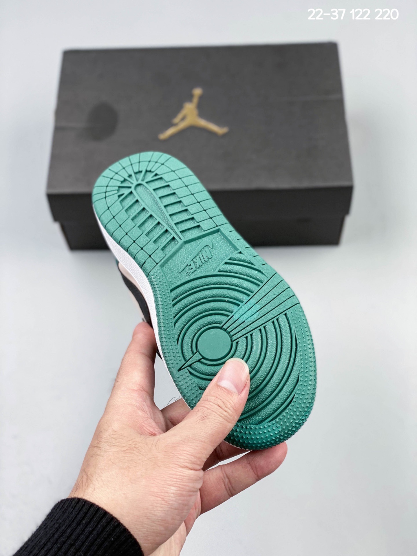 Kids jordan 1 high shoes 2 - vstockx