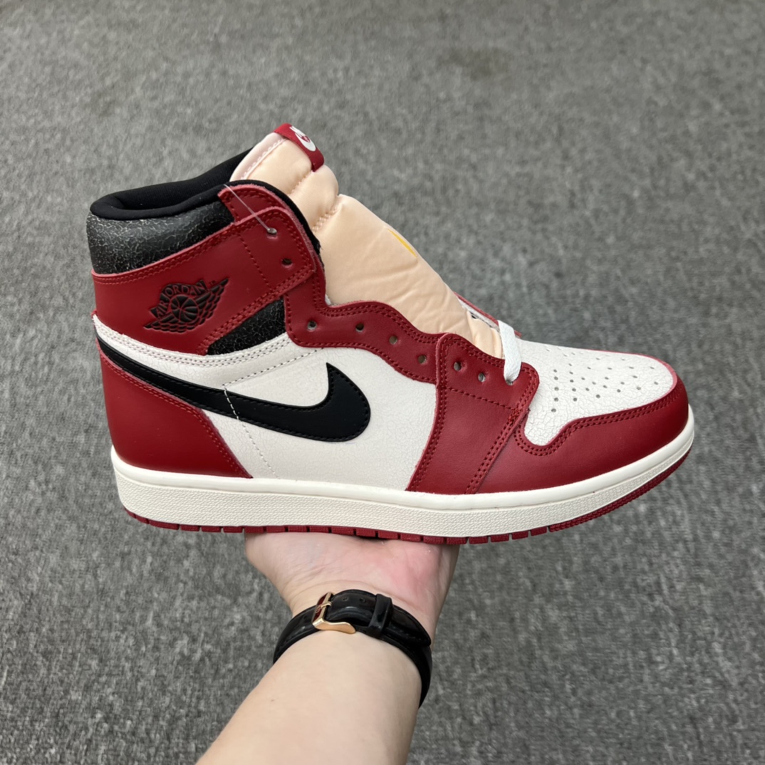 Jordan 1 Retro High OG Chicago Lost and Found - vstockx