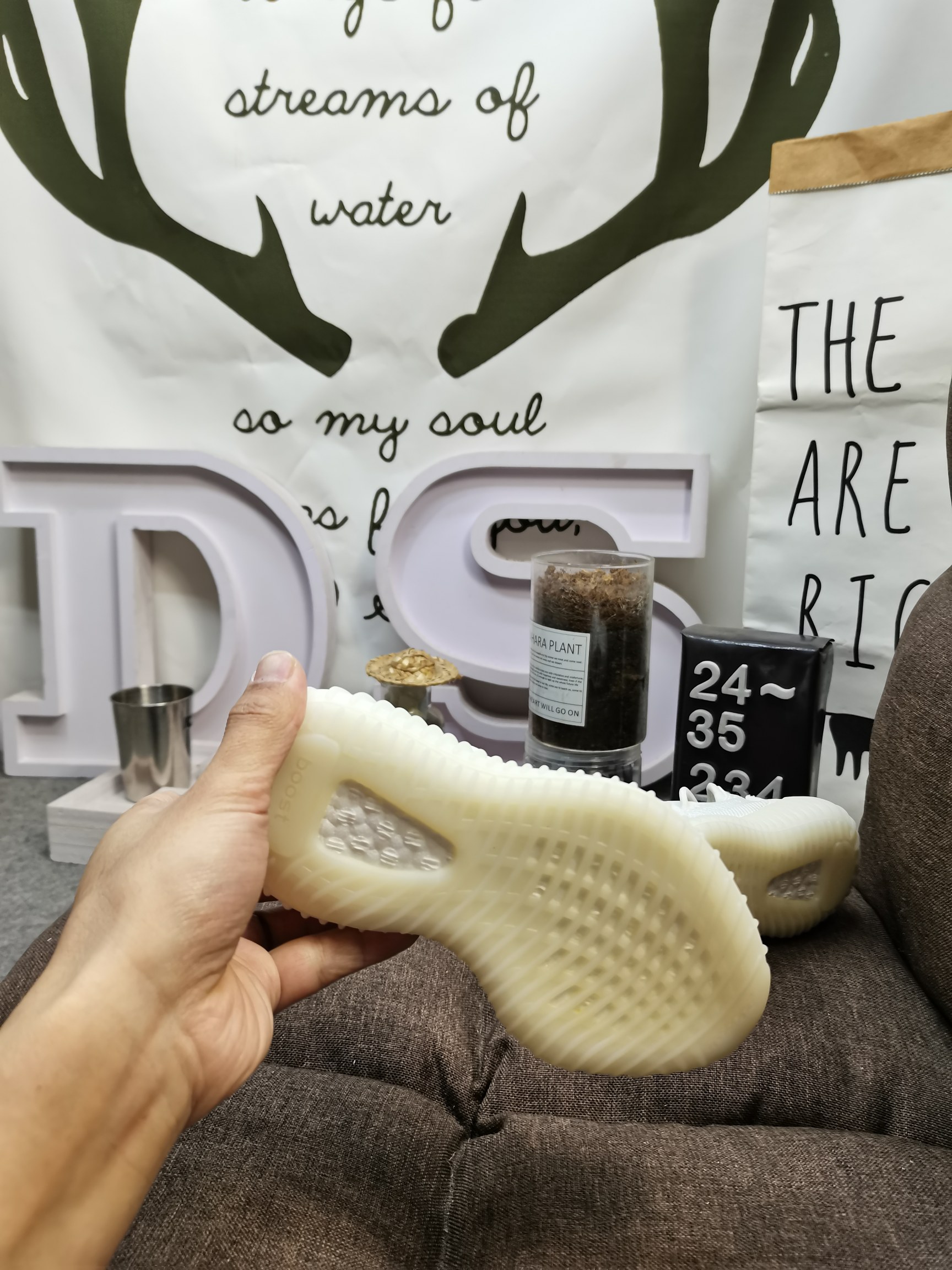 Kids yeezy 350 shoes 1 - vstockx