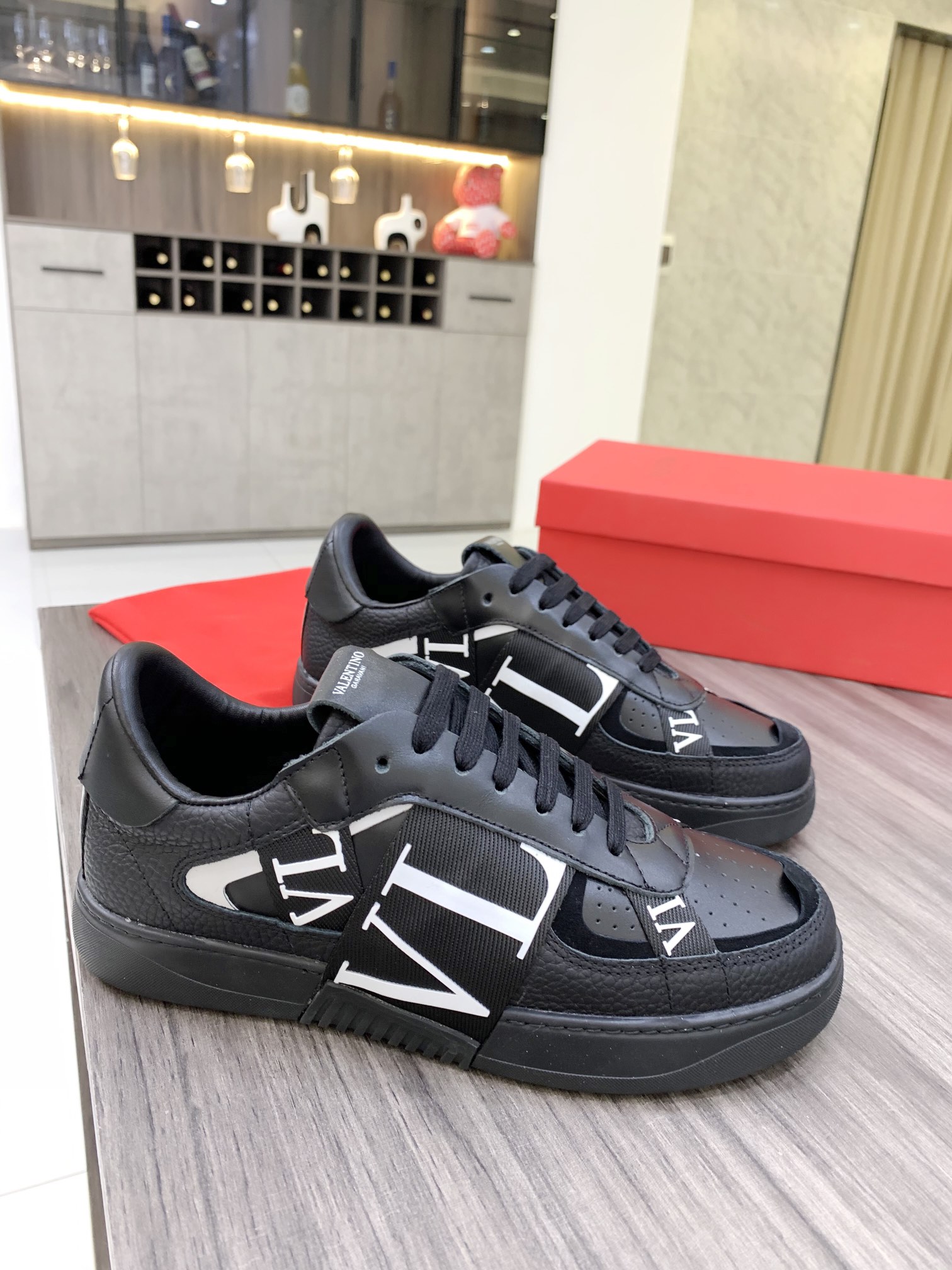 Valentino Garavani VL7N low-top sneakers 10 - vstockx
