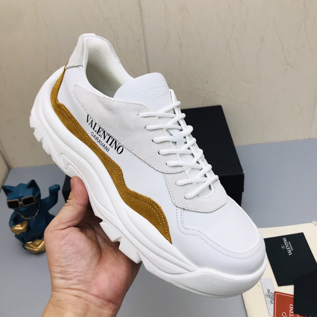 Valentino Garavani Gumboy low-top sneakers 20 - vstockx
