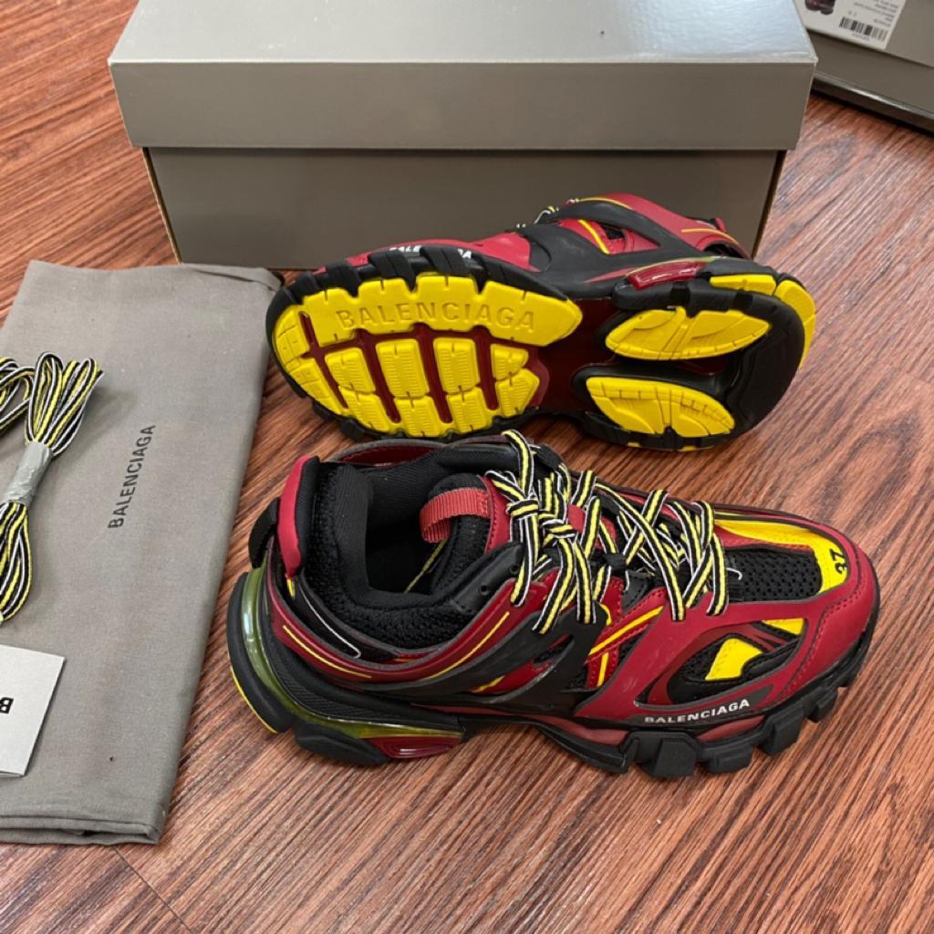 Balenciaga Track Trainers Burgundy Black - vstockx
