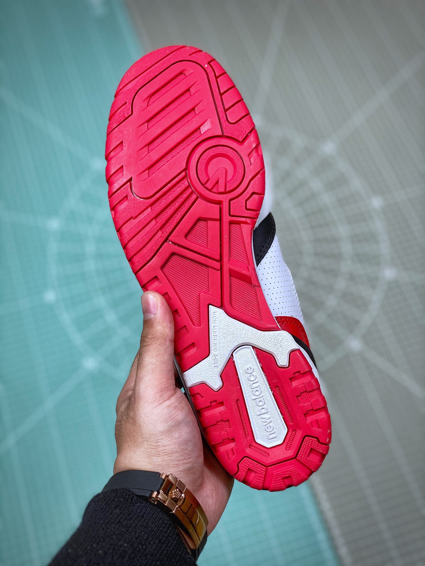 New Balance 550 White Red Black - vstockx