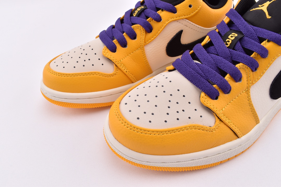 Jordan 1 Low Laser Orange (W) - vstockx