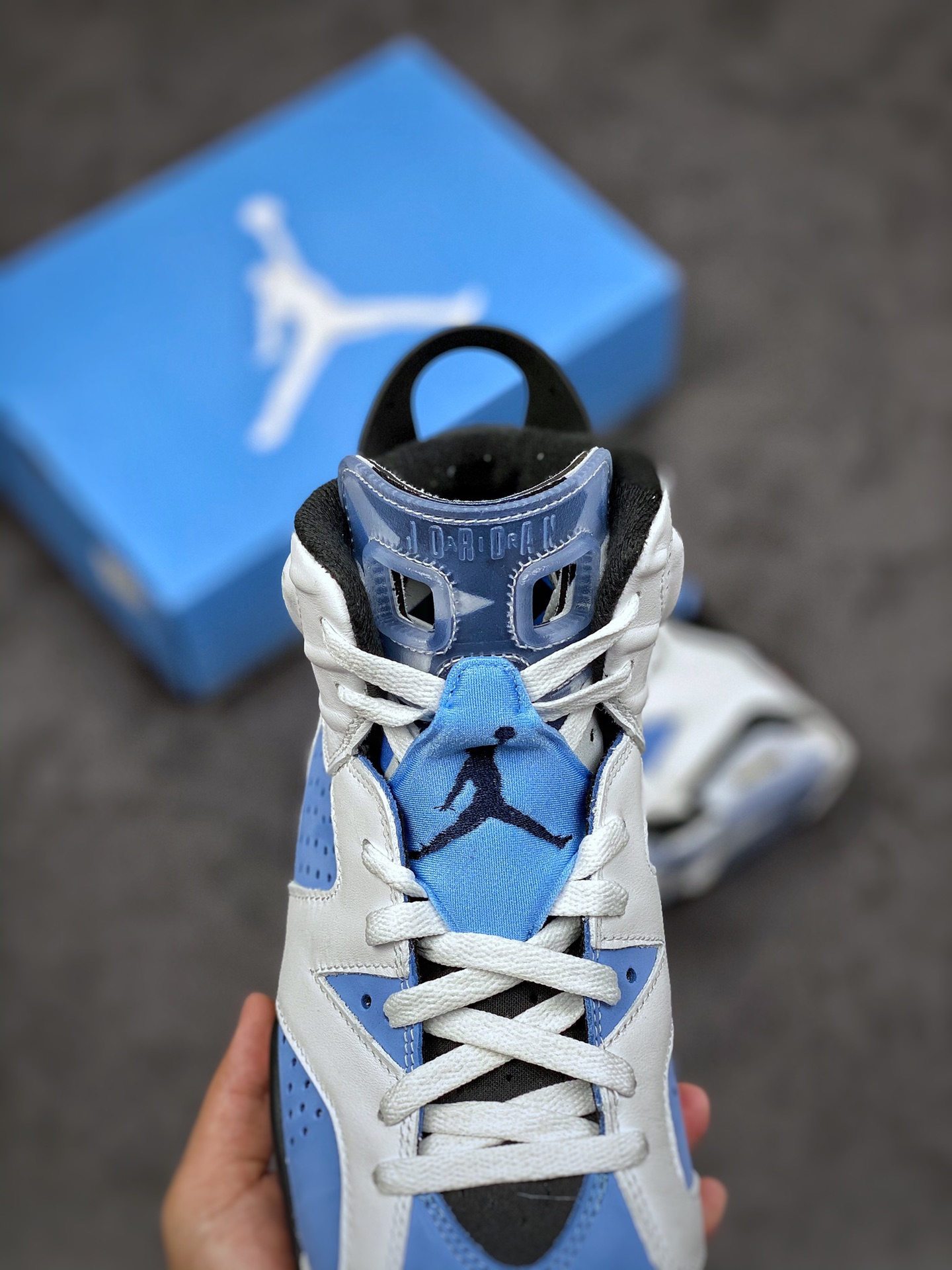 Jordan 6 Retro UNC White - vstockx