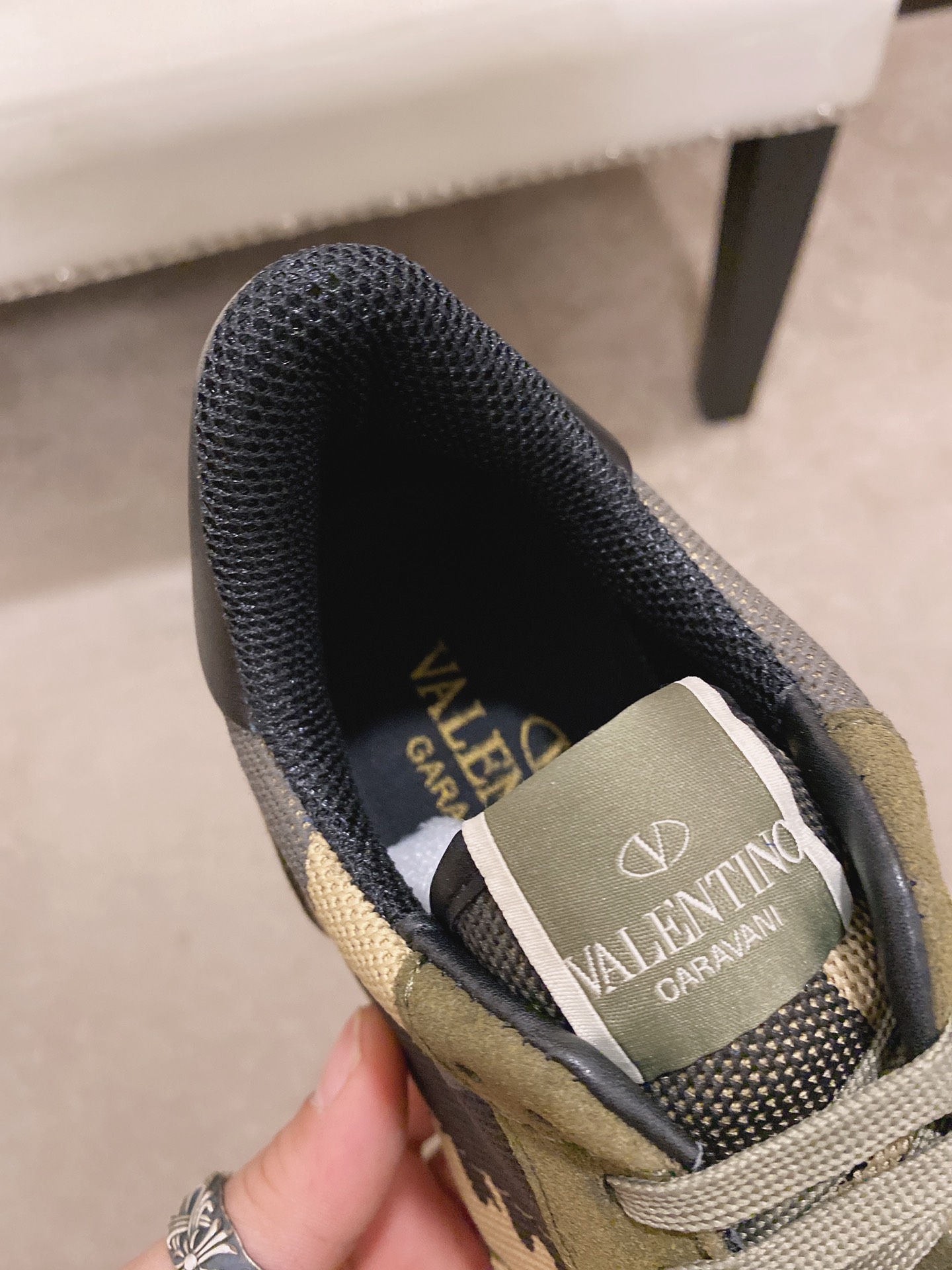 Valentino Garavani Rockrunner camouflage-print sneakers 11 - vstockx