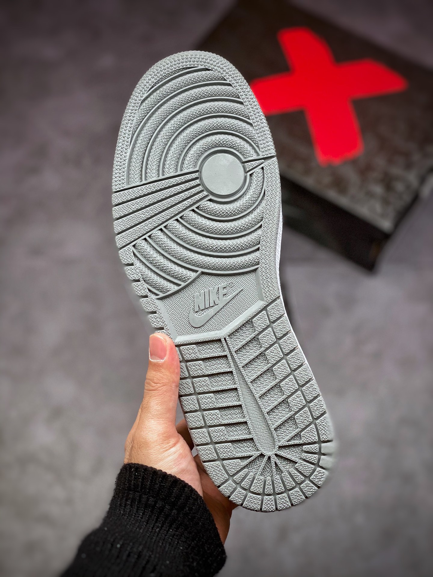 Jordan 1 Retro High OG Rebellionaire - vstockx