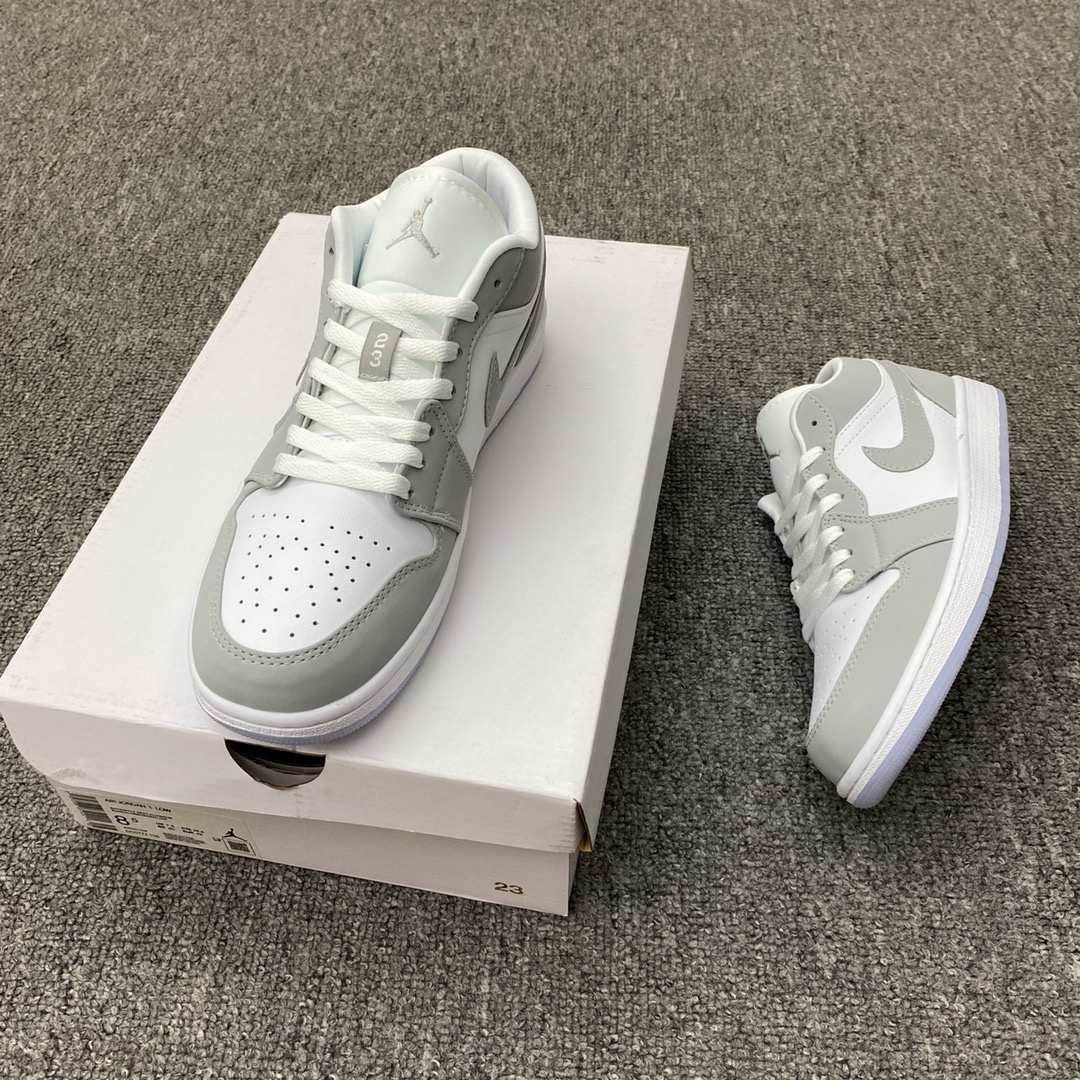 Jordan 1 Low Wolf Grey (W) - vstockx