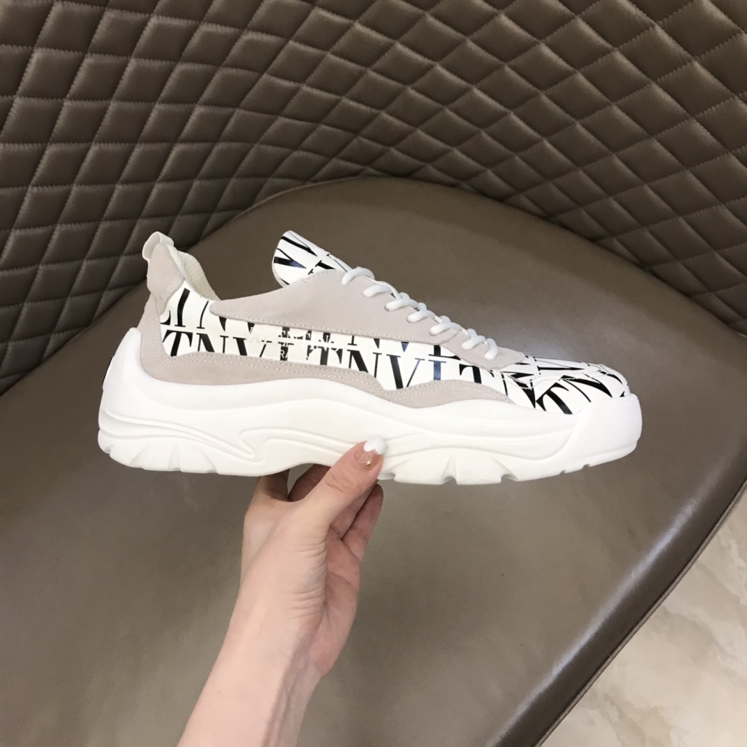 Valentino Garavani Gumboy low-top sneakers 15 - vstockx